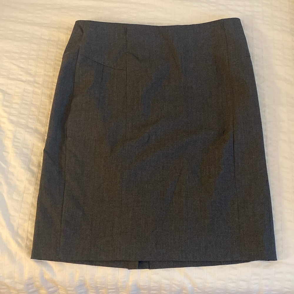 H&M gray pencil skirt